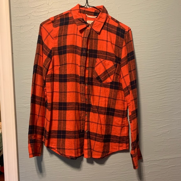 RED FLANNEL - Picture 1 of 3